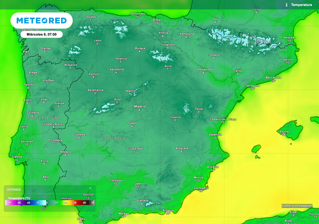Ambiente invernal a primeras horas del miércoles, con temperaturas mínimas inferiores a los 5 ºC en la meseta norte.