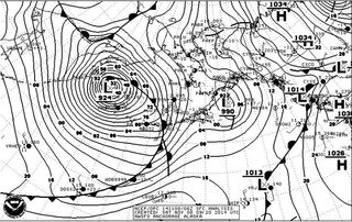 Una súper borrasca de 924 hPa y record en la Cuenca del Pacífico