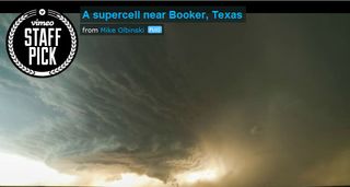 Una supercélula cerca de Booker, Texas