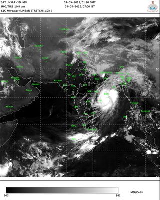 Una tormenta ciclónica extremadamente severa Fani se acerca a la India