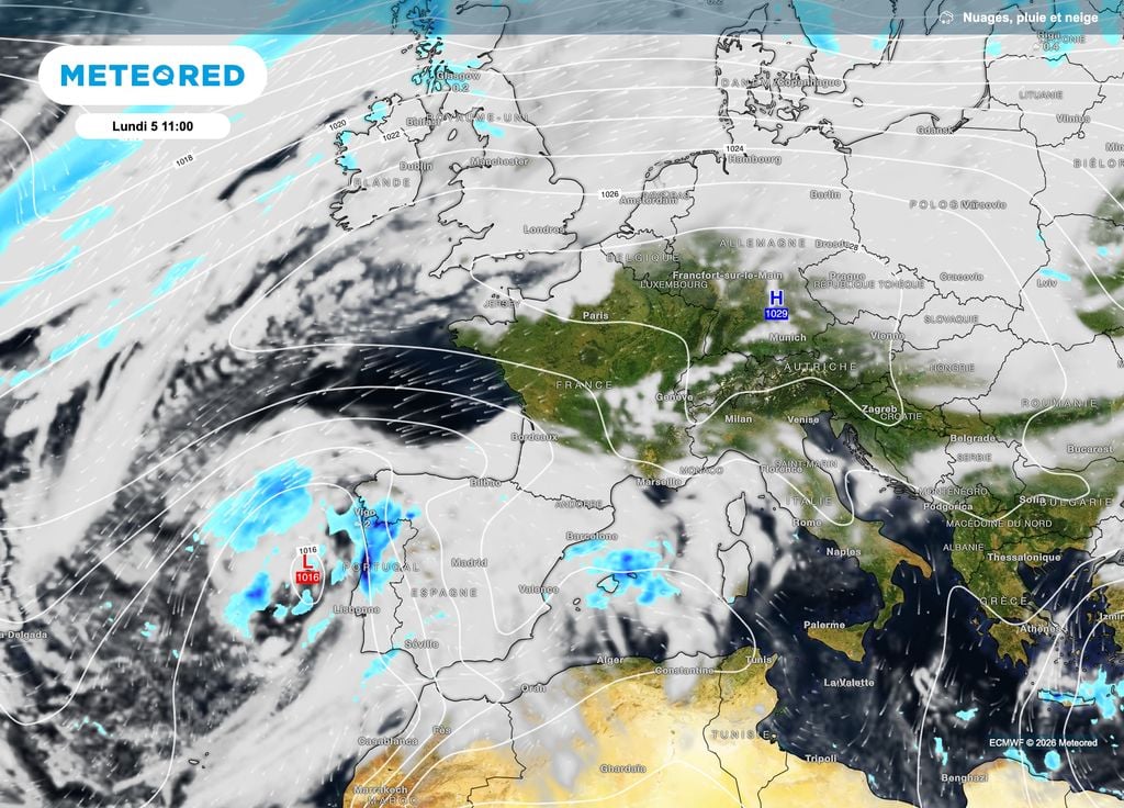 L'anticyclone sera encore bien installé et une goutte froide plus au large du Portugal véhiculera un air doux. L'anticyclone sera encore bien installé et une goutte froide plus au large du Portugal véhiculera un air doux.