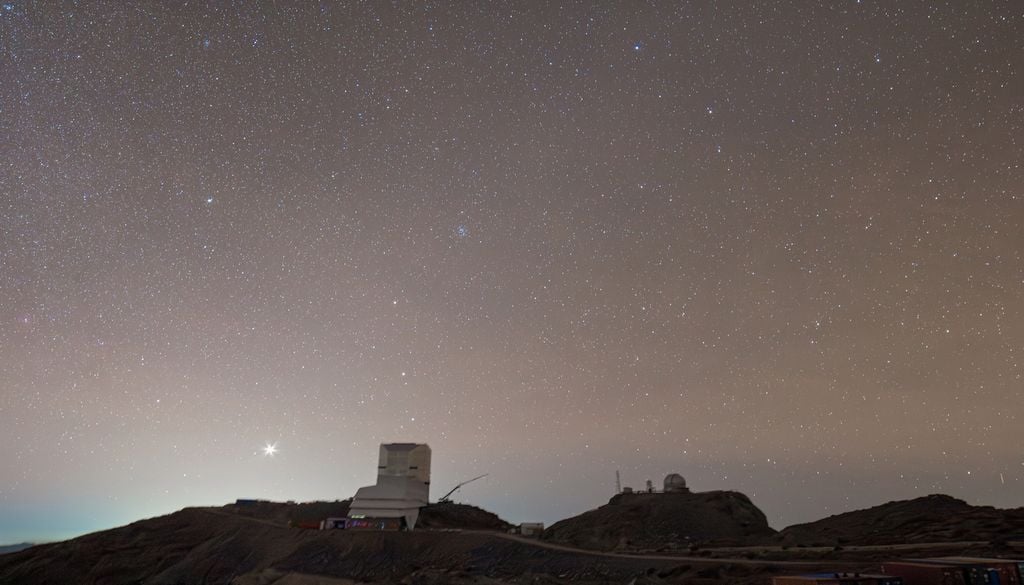L'observatoire Vera C. Rubin scrutera le ciel austral durant les 10 prochaines années, ce qui permettra certainement de nouvelles découvertes majeures pour l'astronomie - Rubin Obs./NSF/AURA/H