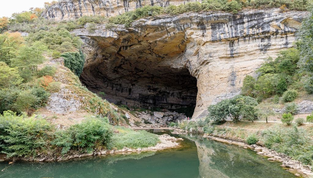 Entrée de la grotte du Mas d'Azil qui fera partie de la plus grande réserve naturelle souterraine de France. Entrée de la grotte du Mas d'Azil qui fera partie de la plus grande réserve naturelle souterraine de France.