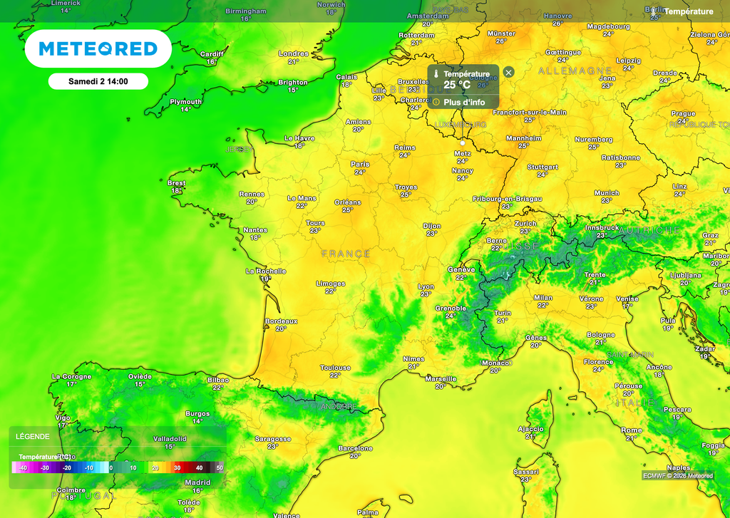 De la chaleur s'observera localement à l'avant des orages.