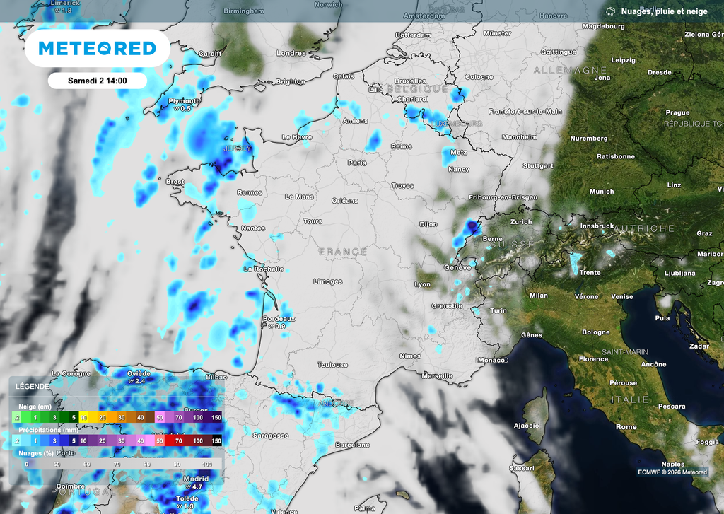 Les averses et orages prendront place surtout par l'ouest avant de se décaler plus à l'est.