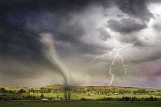 Unleashing Nature's Fury: The Tornado Outbreak this Weekend Claims at Least 6 Lives in Tennessee