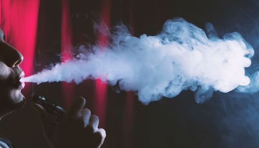 Uno de cada tres adolescentes chilenos de 13 a 15 a&ntilde;os ya ha probado un vapeador