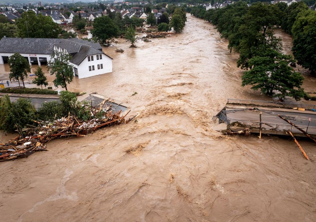 hochwasser, ahrtal, starkregen, deutschland