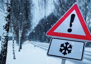 Extremes Unwetter: Luftmassengrenze legt das öffentliche Leben lahm! Starkschneefall, Eisregen, Schneeverwehungen!