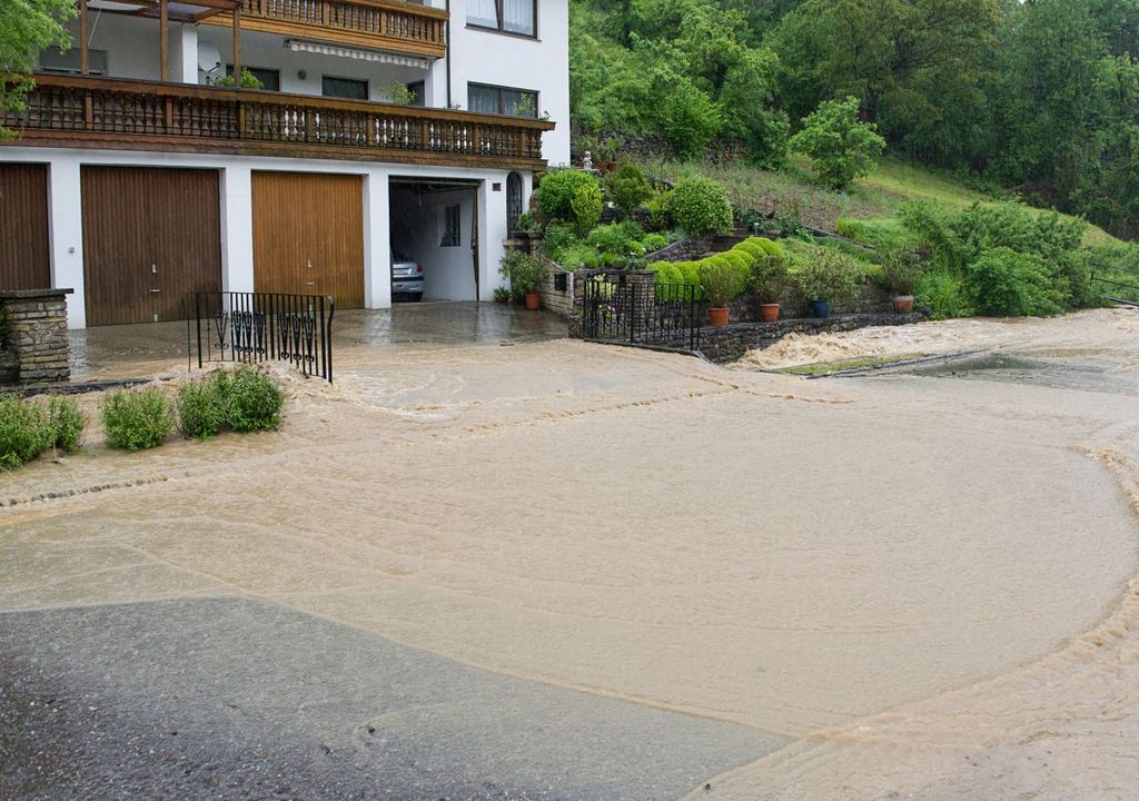 gewitter, starkregen, überschwemmungen