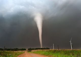Unwetter und Temperatursturz nach Sommerwetter - Tornadogefahr!