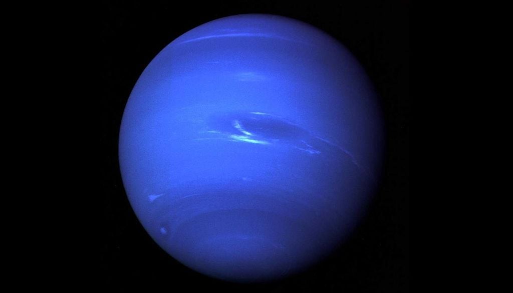 Esta imagen de Neptuno se obtuvo a partir de fotografías tomadas por la sonda Voyager 2 de la NASA en el verano de 1989, cuando se convirtió en la primera nave espacial en sobrevolar el planeta. Crédito: NASA/JPL-Caltech.