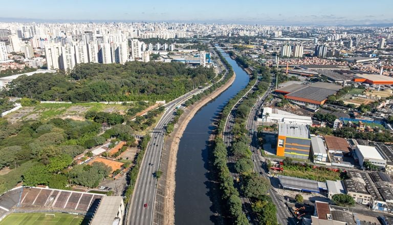 Urbaniza&ccedil;&atilde;o no Brasil cresce 12,3% e se concentra na costa, segundo o IBGE