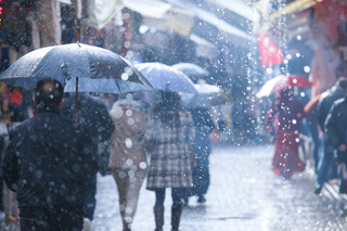 US Weather This Weekend: Mild Winter Temperatures Are Expected with Heavy Rainfall Likely in the West and East