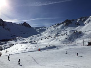 Vacances : un bon enneigement et du soleil en montagne