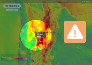 Vaguada en altura activa fenómeno extremo en Antofagasta: rayos, truenos, viento blanco y tormentas de arena