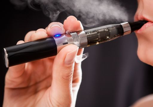 se puede dejar de fumar vapeando Amazon.com: Dejar de Vapear Fácil y para siempre: Una guía para dejar el  vapeo y la dependencia (Spanish Edition): 9798378317653: Gailwin, Ioan:  Libros main image 1