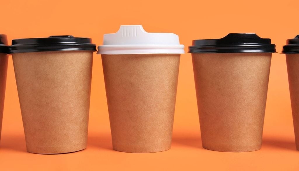 Tazas de café para llevar en diferentes tamaños. Fuente: MTPAK Coffee