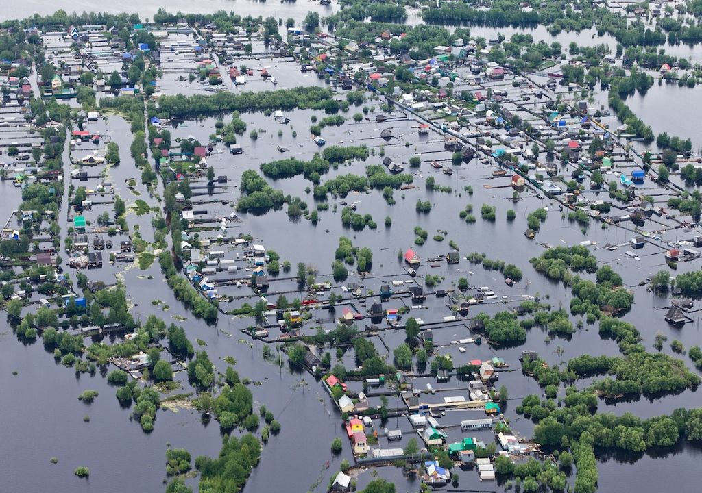 Überflutungen und Überschwemmungen von ganzen Landstrichen