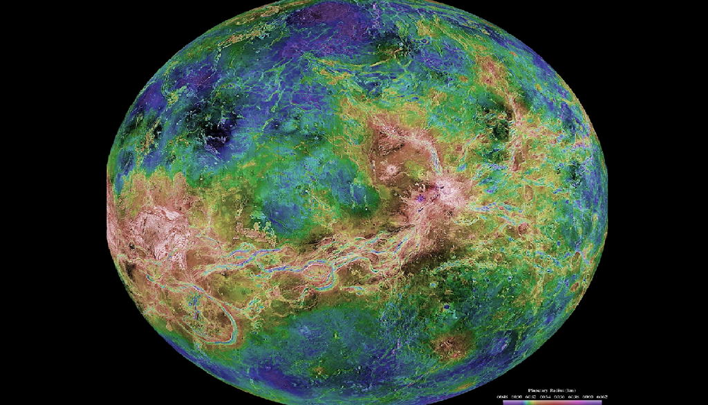 Venere Mappa radar della superficie di Venere. I colori indicano la diversificata conformazione del suolo con montagne (viola) e canyon (marrone). Credit: NASA/JPL/USGS
