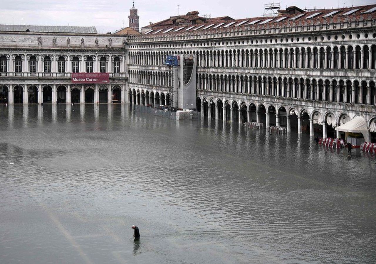 Veneza em estado de alerta por nova maré alta - Mundo - Jornal NH