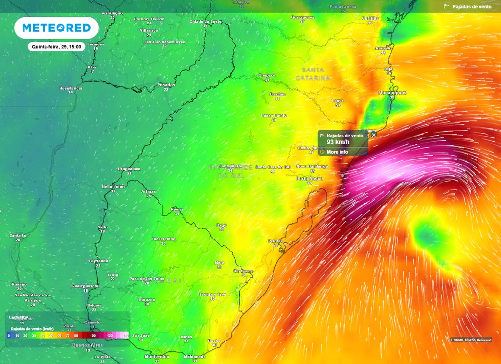 Previsão de rajadas de ventos na quinta-feira (29) durante a tarde mostra o ciclone se deslocando para o oceano e as velocidades sustentadas diminuindo sobre o continente. Previsão de rajadas de ventos na quinta-feira (29) durante a tarde mostra o ciclone se deslocando para o oceano e as velocidades sustentadas diminuindo sobre o continente.