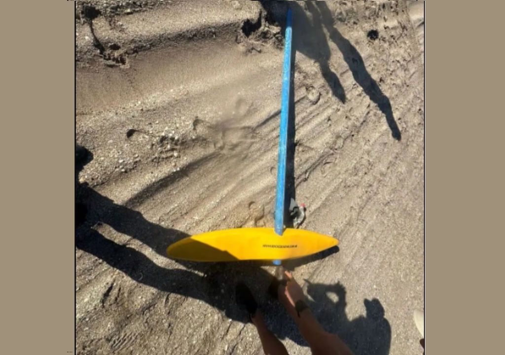 flotador del kayak Pinamar desaparecidos flotador del kayak Pinamar desaparecidos