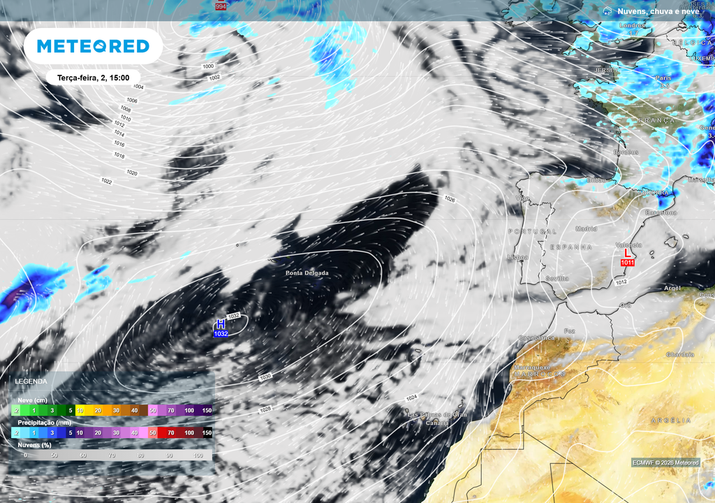 O Anticiclone dos Açores mantém-se forte mas ligeiramente mais a sudoeste do "ideal". Porém a circulação de norte favorece a entrada de ar mais fresco, mais nebulosidade e uma descida das temperaturas em Portugal.