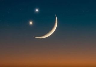 Antes del amanecer verás el emoji de la carita sonriente en el cielo gracias a la conjunción de la Luna, Venus y Saturno