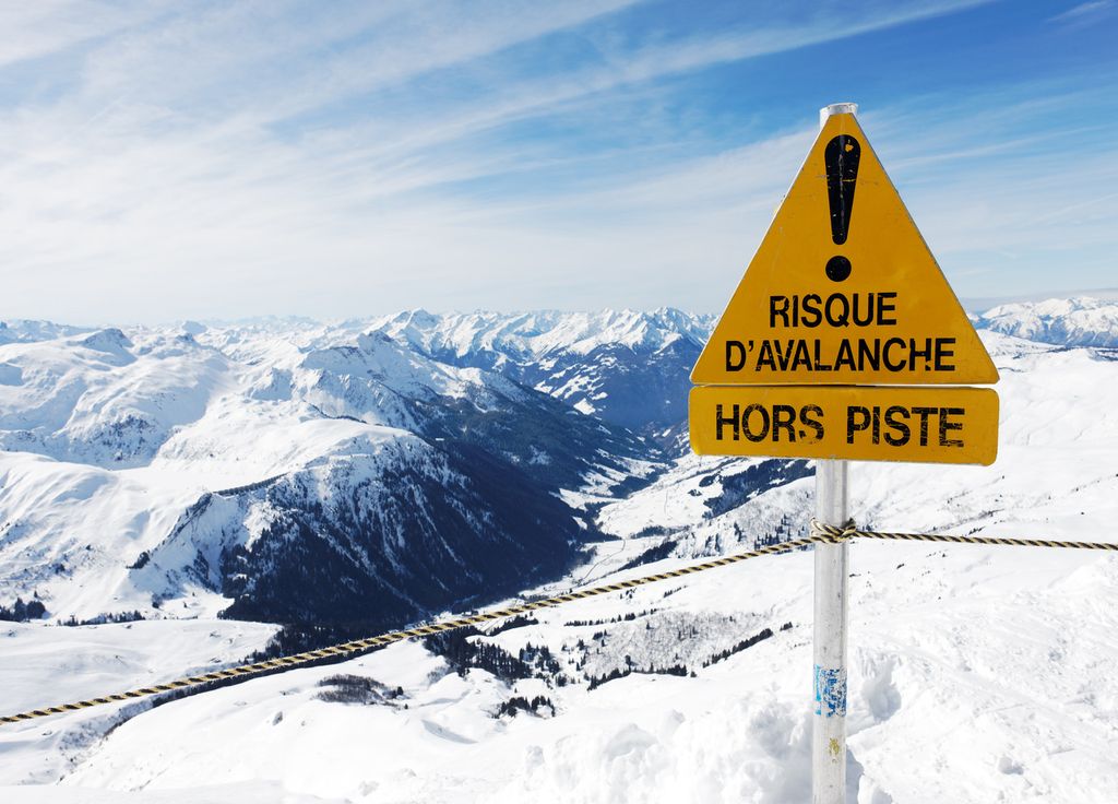 L'échelle européenne de risque d'avalanche classe le danger en 5 niveaux.