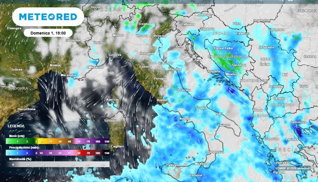 Situazione prevista per Domenica prossima, 1° novembre. Oltre al netto calo termico, nubi, piogge sparse e dei rovesci che interesseranno oltre al versante adriatico (medio e basso), anche la Basilicata, la Calabria ionica e la Sicilia orientale. ECMWF-MeteoRed