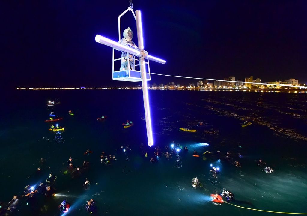 Vía Crucis submarino en Puerto Madryn Chubut Argentina