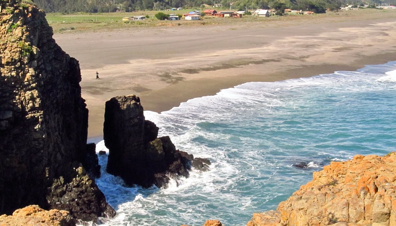 Playa de Cobquecura, Región de Ñuble.
