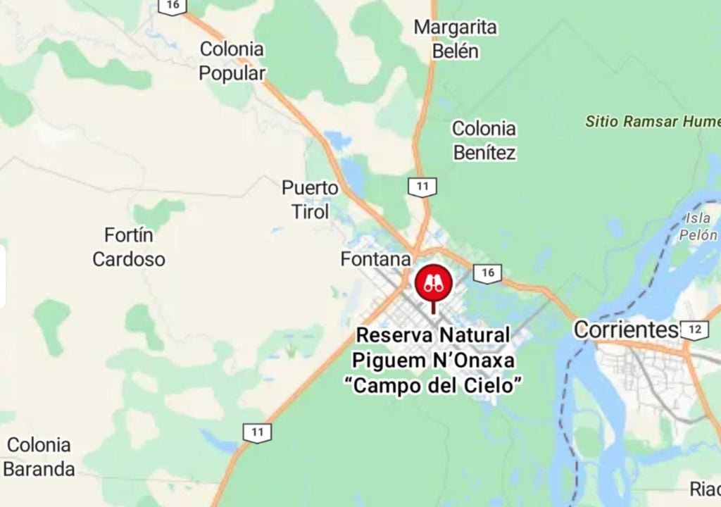 La extensión de Campo del Cielo es de aproximadamente 20.000 km²: se encuentra localizado entre las provincias de Chaco, Santiago del Estero y el extremo noroeste de Santa Fe.