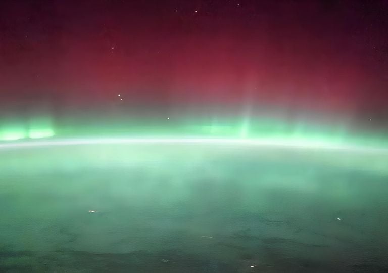 Vídeo: así se vieron las auroras que dejó la tormenta solar severa desde la Estación Espacial Internacional