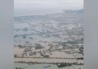 Vídeo: el tifón Fung-wong provoca inundaciones muy graves en Taiwán tras dejar lluvias de más de 600 l/m2