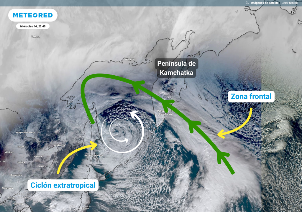 Sistema frontal que provocó una intensa nevasca en la región de Kanchatka, este de Rusia.