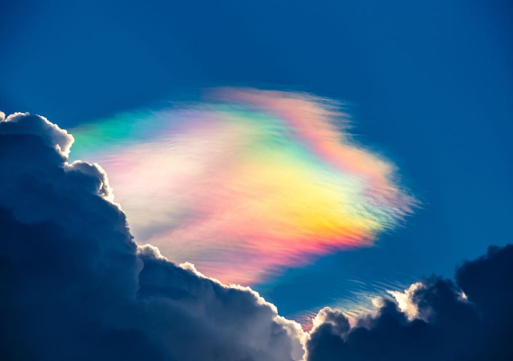 Las nubes iridiscentes son un fenómeno meteorológico tan raro como fascinante.