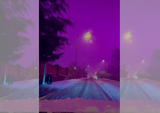 Video: sorprendente fen&oacute;meno ti&ntilde;&oacute; de rosa el cielo en una ciudad del Reino Unido durante el paso de la tormenta Goretti