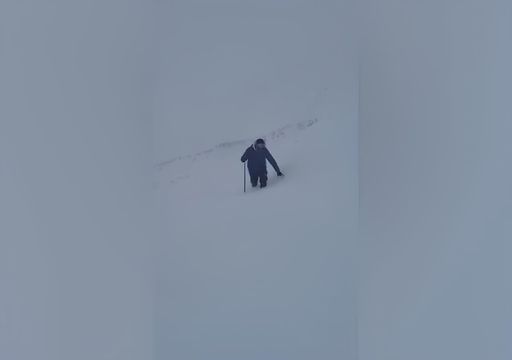 Vídeo: una gran nevada tiñe de blanco las montañas del norte de Argelia dejando un paisaje siberiano