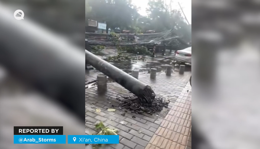 Video viral: destructiva ventolera arrasa las calles de Xi'an, China