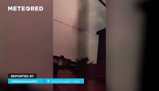Video viral sobre una gran tormenta el&eacute;ctrica nocturna que convierte la noche en d&iacute;a en Hanumangarh, India