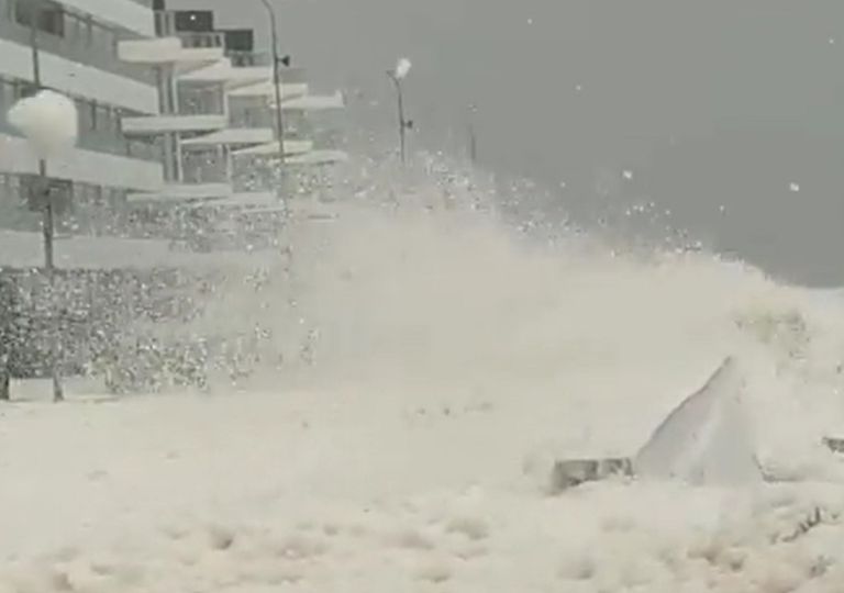 Videos: el ciclón Yakecan deja impactantes imágenes en Uruguay Videos: el ciclón Yakecan deja impactantes imágenes en Uruguay