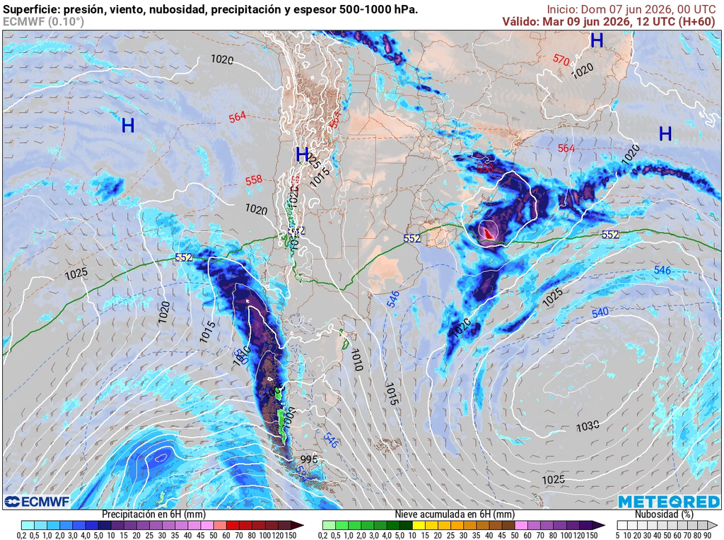 Así se ve la llegada del frente la mañana del martes 9 según el modelo ECMWF, avanzando con abundante precipitación hacia la zona centro-sur.