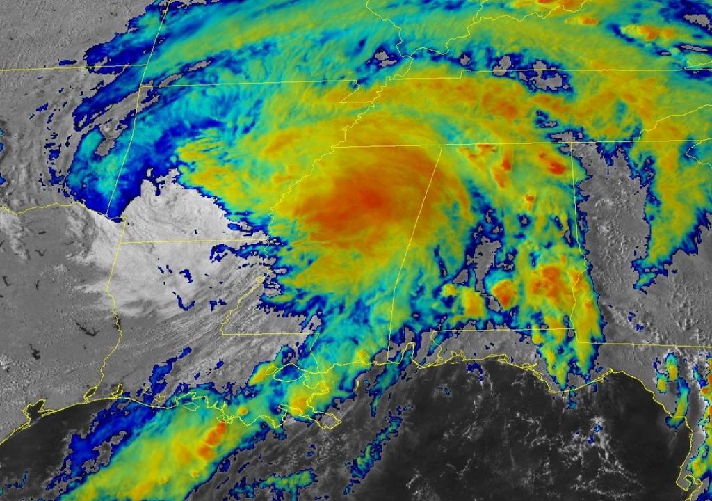 Tormenta Tropical Laura