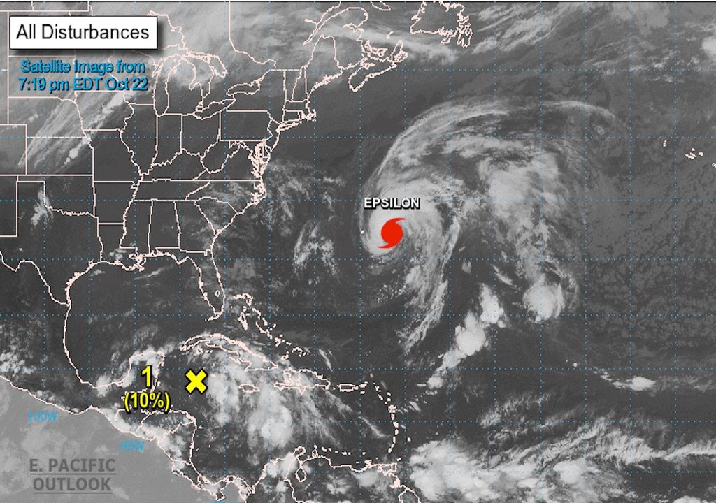 Zona de Perturbación Tropical; Mar Caribe Zona de Perturbación Tropical; Mar Caribe