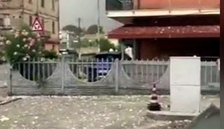 Violentissima grandinata in Abruzzo con chicchi enormi, il video. E ora, attenzione ai fenomeni in arrivo domenica
