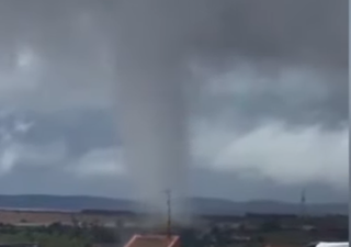 Violenti temporali in Europa, tornado nella Castiglia: video