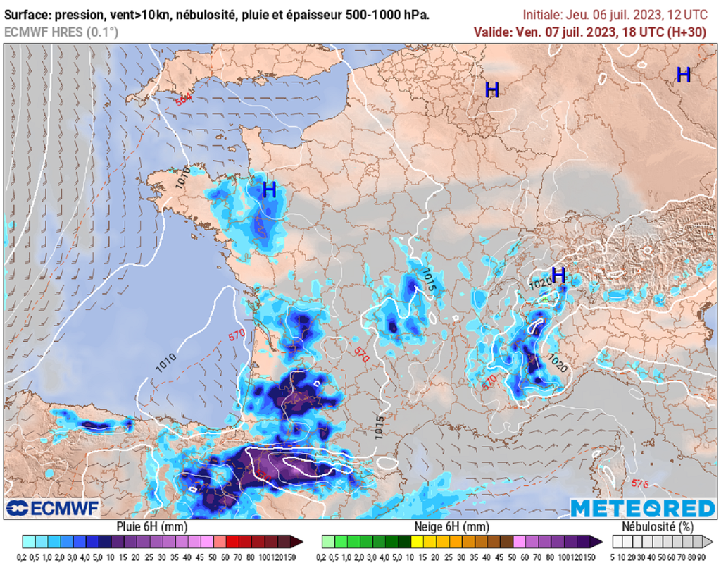 Entre l'Aquitaine et l'Occitanie, les orages se montreront puissants au cours de la soirée.