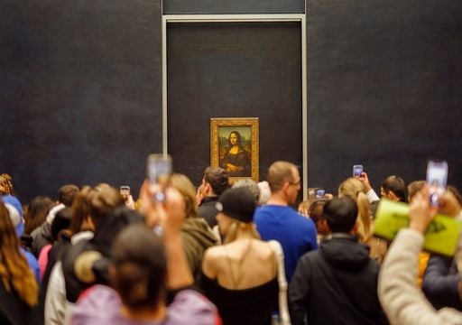 A partir de enero de 2026, los visitantes no europeos pagarán un 45% más para entrar al Louvre